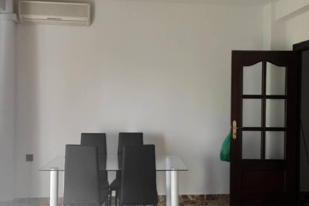 شقة Lucena-Piso Amplio Y Luminoso المظهر الخارجي الصورة